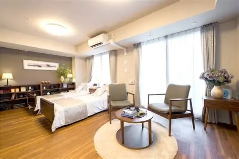 施設を出たら？